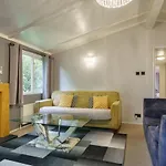 Three Trees Lodge - Hot Tub & Dog-Friendly - White Cross Bay