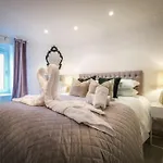 Glen Wynne Apartment Lovely Central Pet Friendly - Free Off-Site Health Club Access With Pool, Sauna, Steam Room & Gym