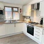 Keswick Court 2, Whitecross Bay, Windermere