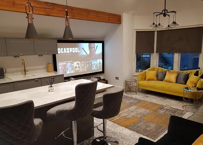 Central Windermere Luxury Two Bed Apartment Dog Friendly