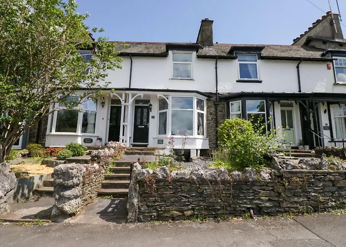 Poppy Cottage