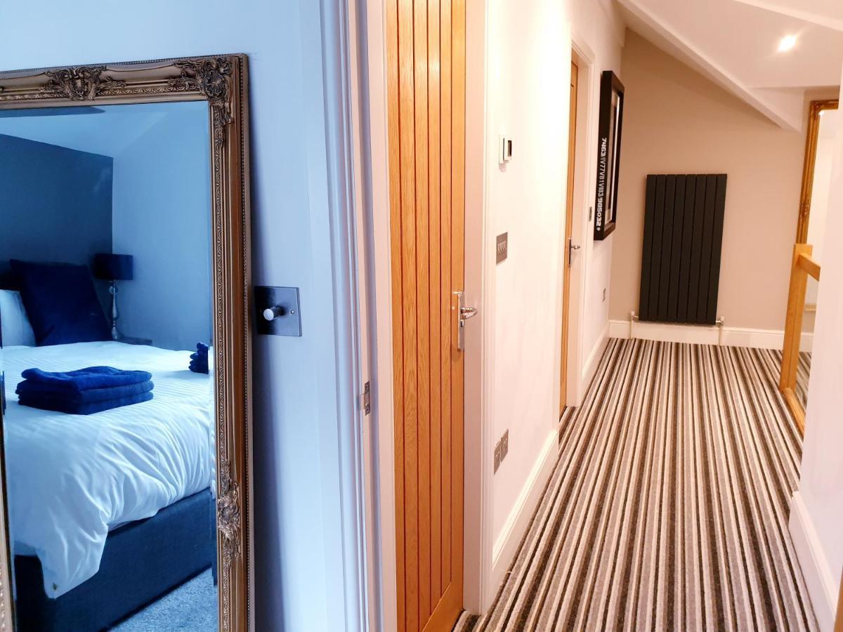 Central Luxury Two Bed Dog Friendly Apartment *