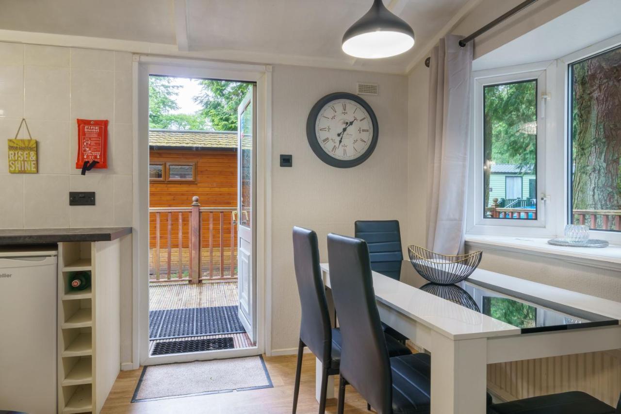 Three Trees - Hot Tub & Dog-friendly - White Cross Bay * Windermere