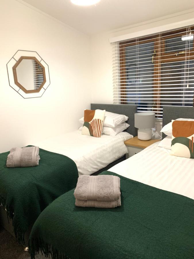 Keswick Court 2, Whitecross Bay, *