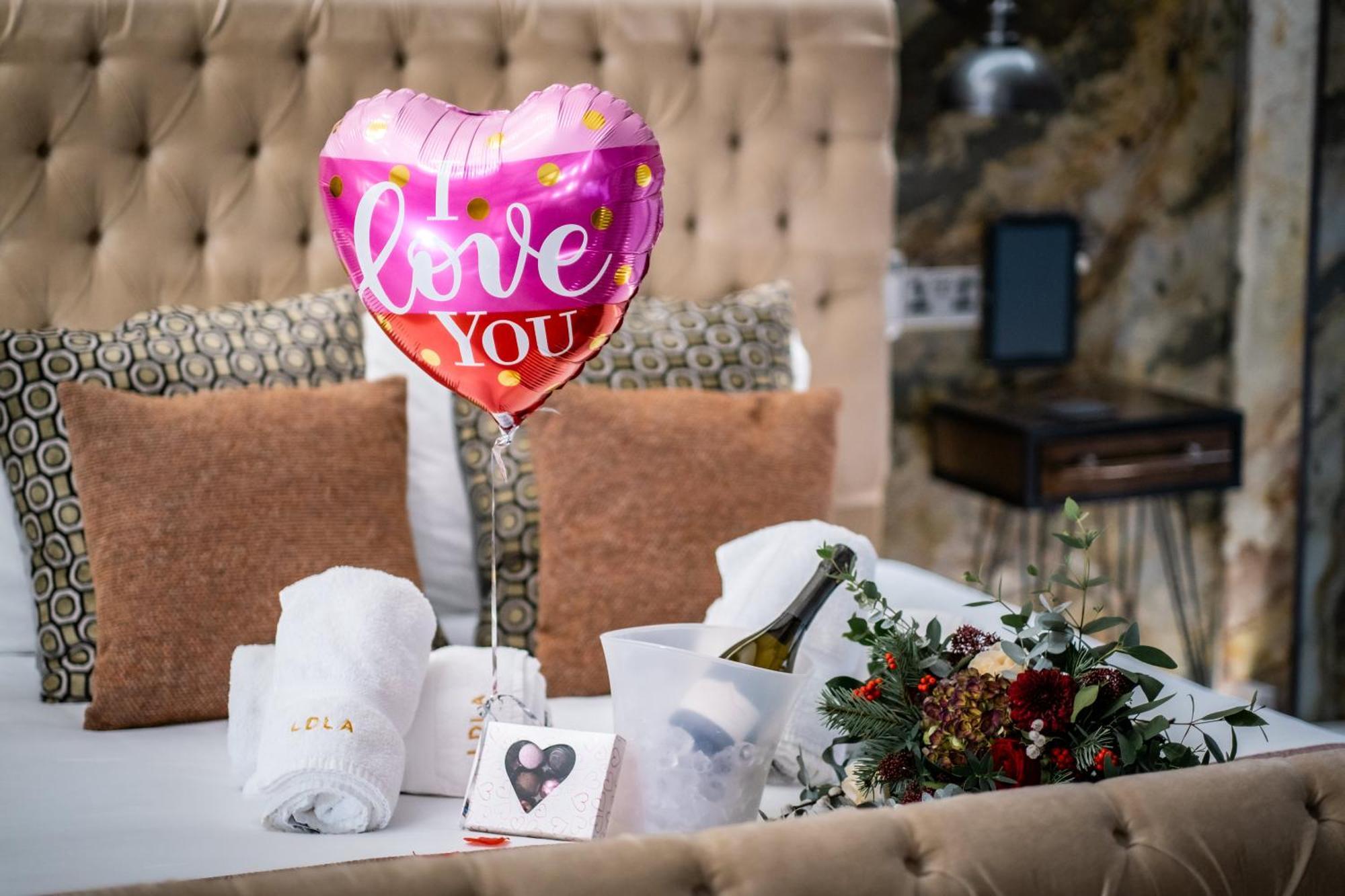 Queen's Loft * Windermere