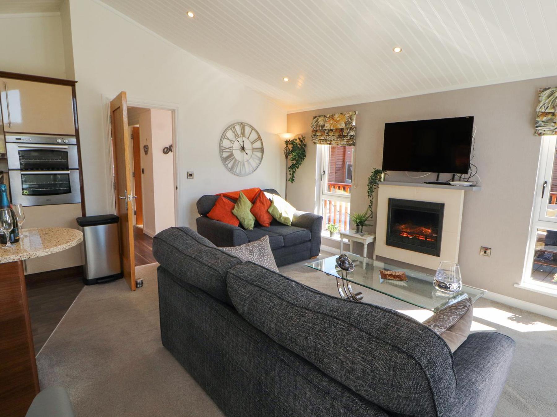 Bowness 66 Holiday home *