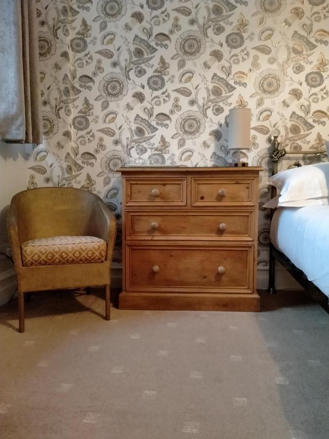 Denehurst Guest house