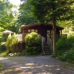 Mistletoe One Luxury Lodge With Hot Tub Windermere