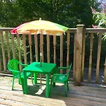 Mistletoe One Luxury Lodge With Hot Tub Windermere