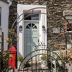 The Postmasters House