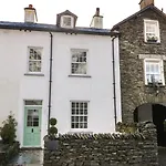 Oak Cottage