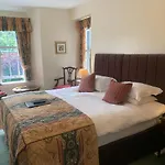 The Willowsmere (Adults Only)