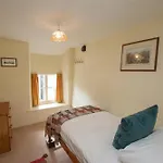 Knotts Farmhouse