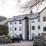 No. 5 The Court-With Free Parking