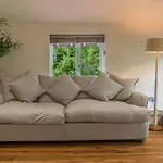 Quirky Retreats - The Coach House