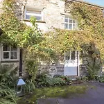 Yanway Cottage