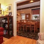 Charlottes Cottage