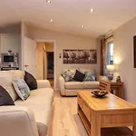 Wainwright Lodge