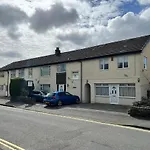 Oakdene Apartments