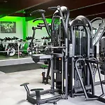 Icon - Free Off-Site Health Club Access With Pool, Sauna, Steam Room & Gym