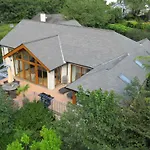 View From Within, Bowness - Dog Friendly Home With Hot Tub