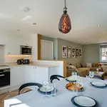Rothay, 2 Minute Walk To Windermere Village