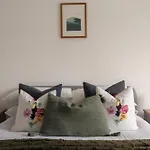 Crossriggs- Beautiful Detached Home