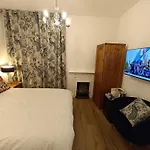 Double Bed En-Suite Windermere