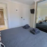 Wansfell Retreat Lodge