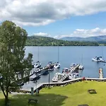 Fir Tree Lodge