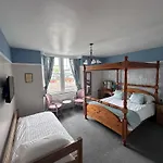 Kirkwood Guest House