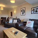 No8 College Gate Windermere