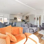 Lakeland View