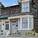 Broadberry Cottage