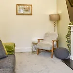Park Road Cottage