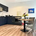 The Queens Nest, Windermere Centre