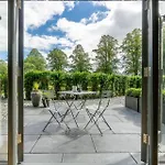 The Nook At The Heaning Estate