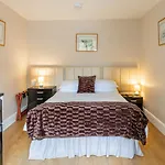 Roger Ground Guest House