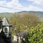 Caxton Cottage