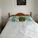 Oakleaf Apartment