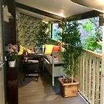 Mistletoe Two Boutique Lodge With Hot Tub Windermere