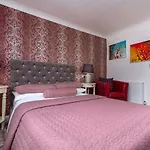 Field House Guest House