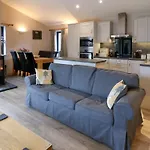 Tarn Lodge