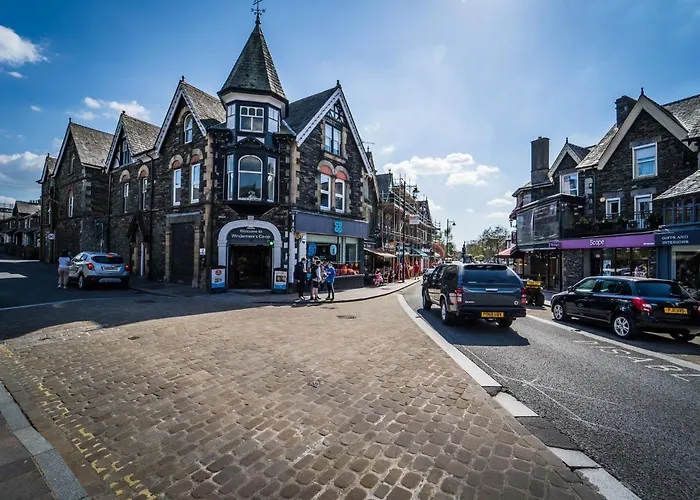 Pass The Keys Cosy Victorian Family Home In Central Windermere