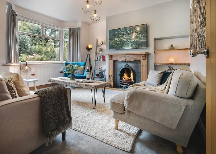 Ellerthwaite Place X3 Bed House With Hot Tub In Central Windermere