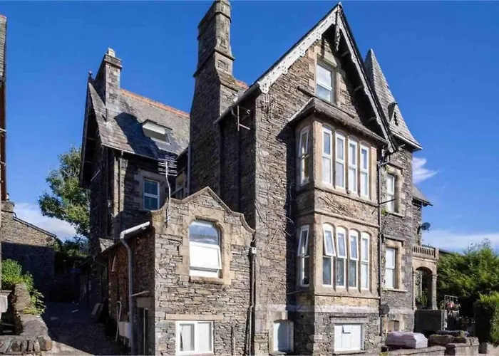The Mews, Private Parking Included, Windermere