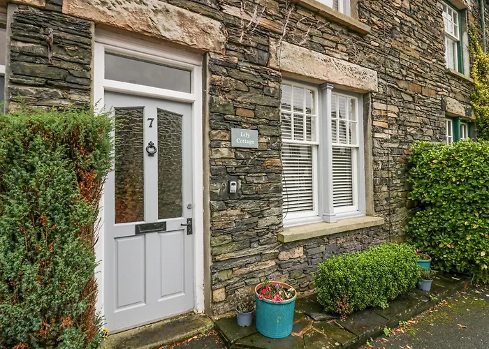 Lily Cottage