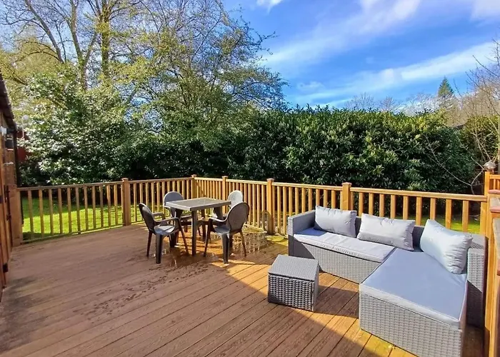 Windermere Lodge - White X Bay