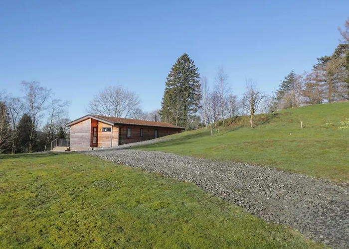Tarn Lodge