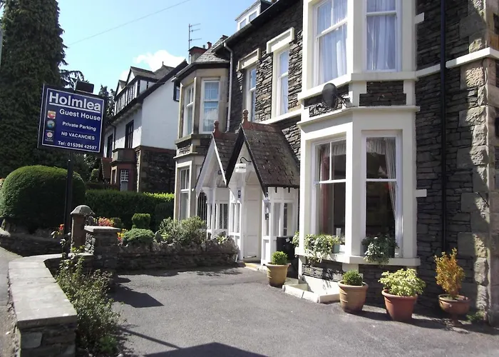 Holmlea Guest House Exclusively For Adults